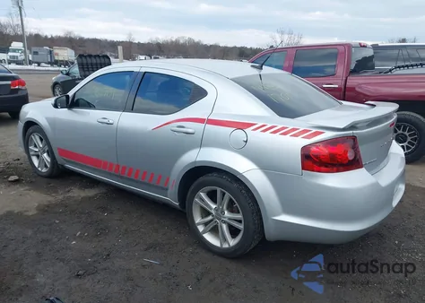 2011 Dodge Avenger Mainstreet z USA, uszkodzony, nr VIN 1B3BD1FG2BN534373